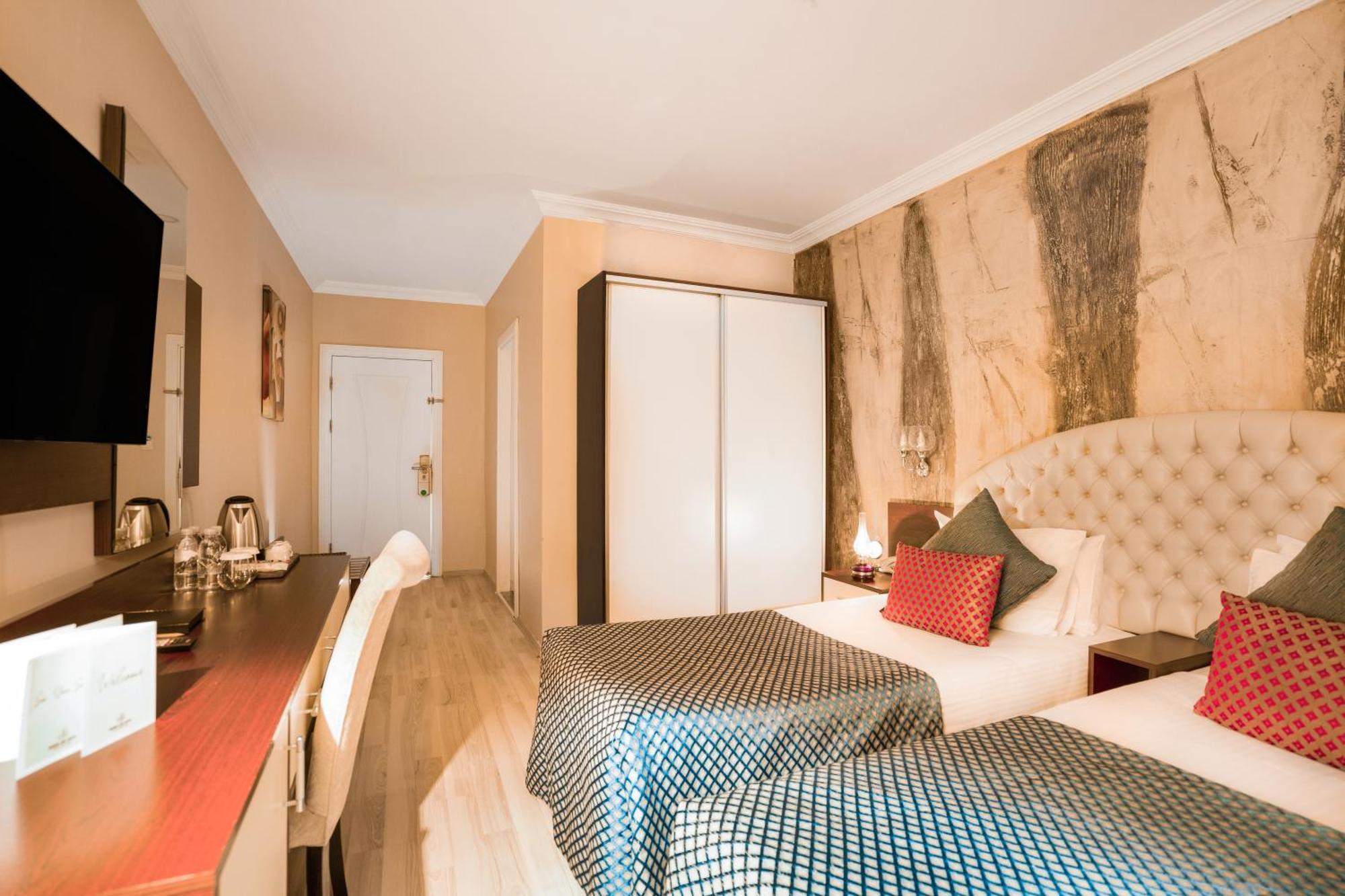 Grand Ani Hotel Kars Exterior photo
